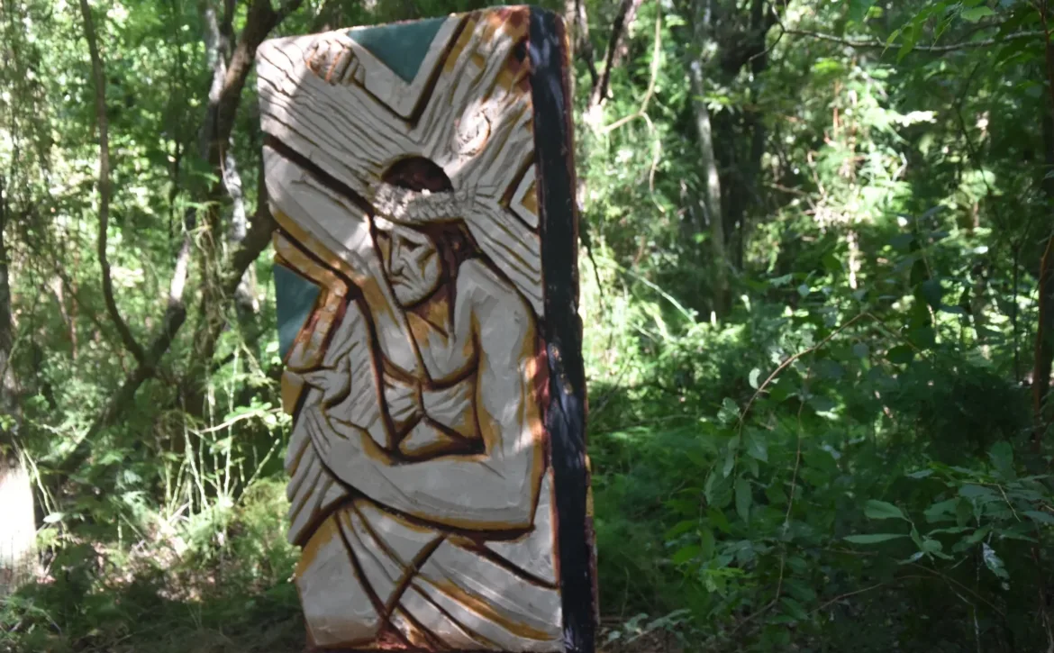 Vía Crucis en la Reserva Tupambaé de Apóstoles